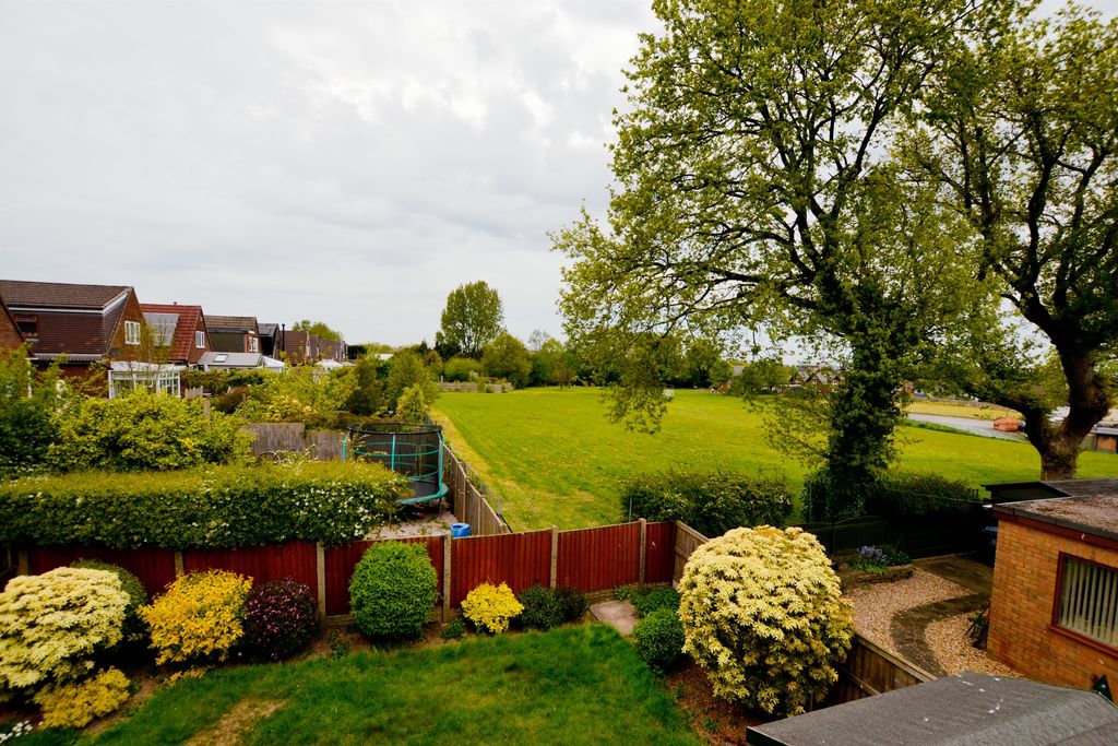 Manse Avenue Wrightington